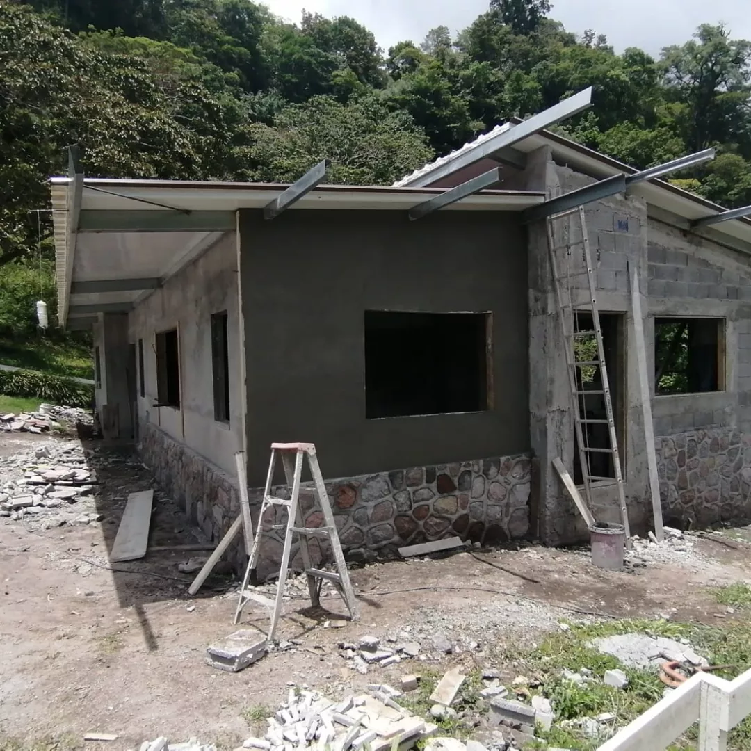 Residence construction progress — Volcan, Chiriqui.